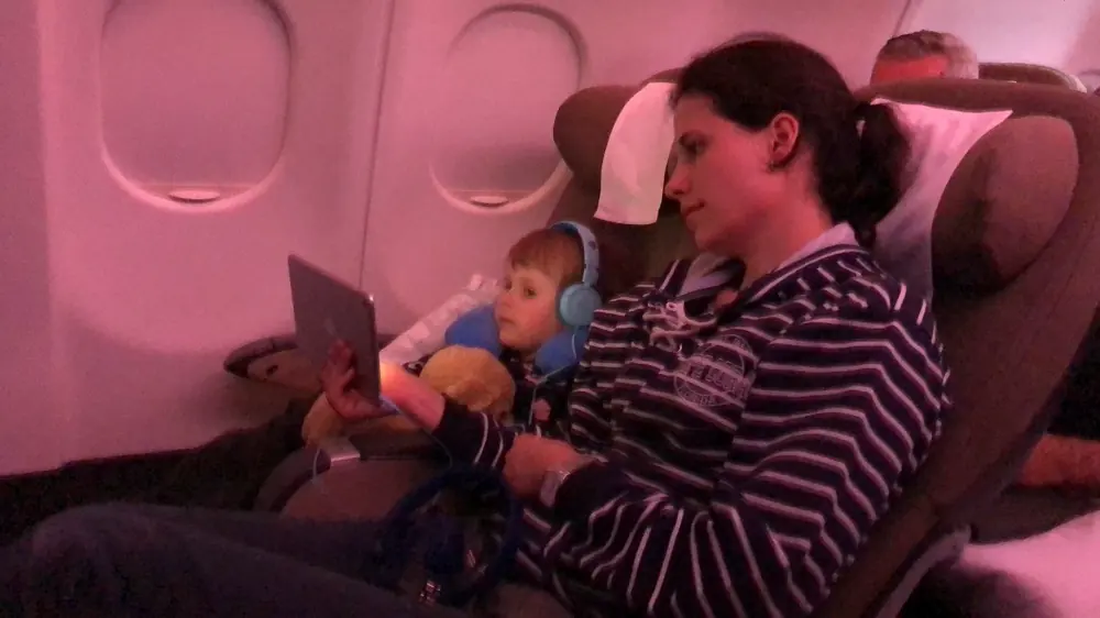 Foto 3 zu Im Promi-Flieger back to Switzerland